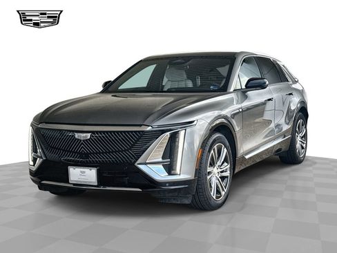 Certified 2025 Cadillac Lyriq Luxury image 1
