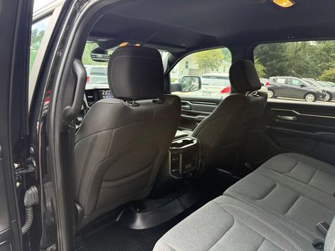 Used 2021 RAM 1500 Big Horn AWD/4WD image 30