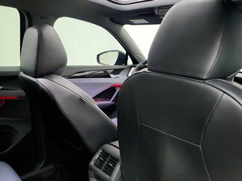 Used 2025 Volkswagen Tiguan SE R-Line FWD image 46