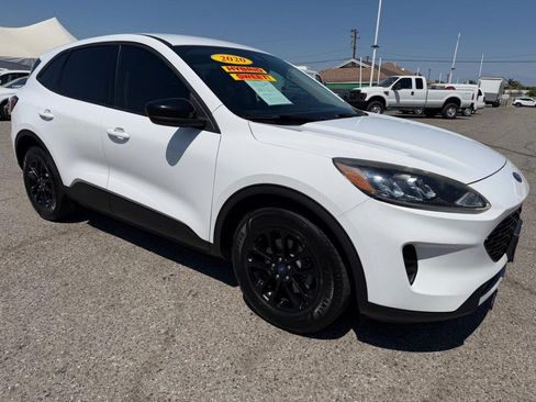 Used 2020 Ford Escape SE Sport FWD image 3