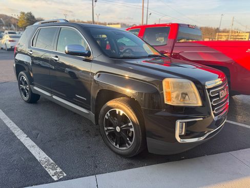 Used 2017 GMC Terrain SLT w/ Open Road Package image 12