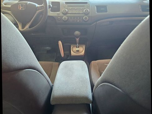 Used 2010 Honda Civic LX image 29