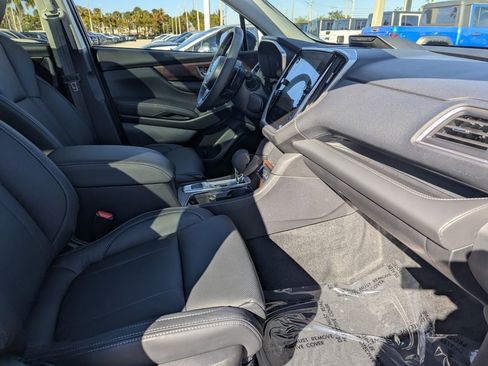 Used 2025 Subaru Ascent Touring image 9