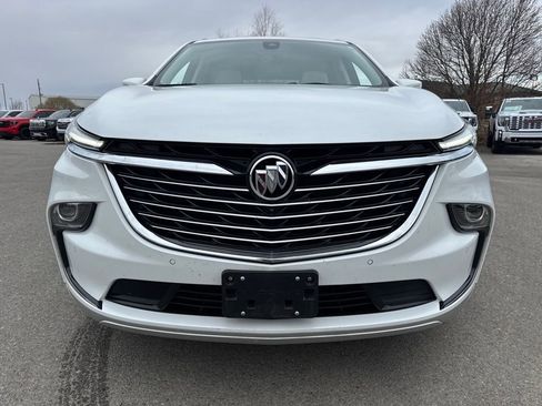 Used 2024 Buick Enclave Essence w/ Experience Buick Package image 9