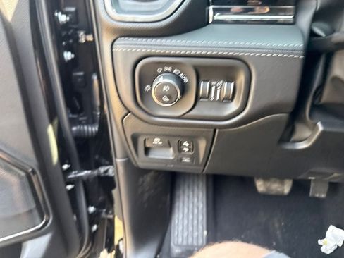 New 2026 RAM 1500 Limited AWD/4WD image 17