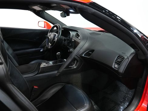 Used 2014 Chevrolet Corvette Stingray Coupe w/ 2LT Preferred Equipment Group image 32