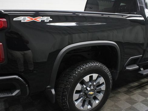 Used 2024 Chevrolet Silverado 2500 Custom AWD/4WD image 32