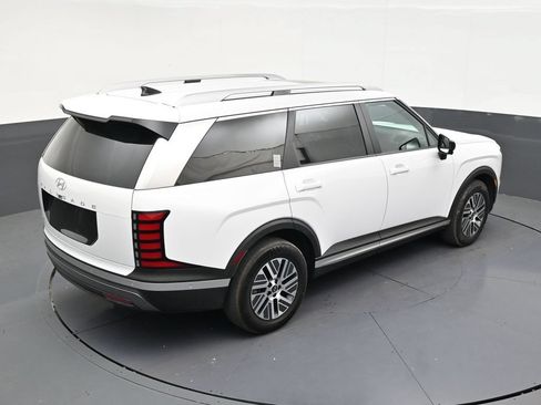 Used 2026 Hyundai Palisade SEL Premium FWD image 16