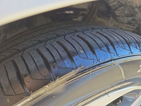 Used 2021 Subaru Legacy Limited image 11