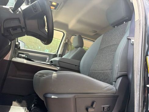Used 2016 RAM 1500 Big Horn RWD image 5