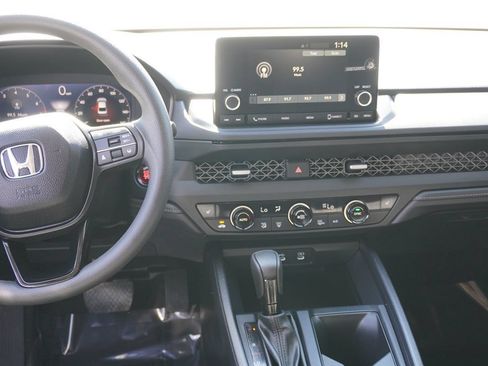 Used 2025 Honda Accord SE image 20