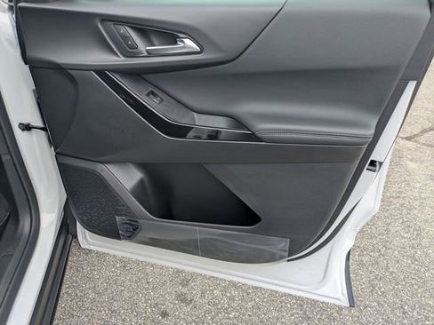 New 2026 Chevrolet Equinox LT FWD image 35