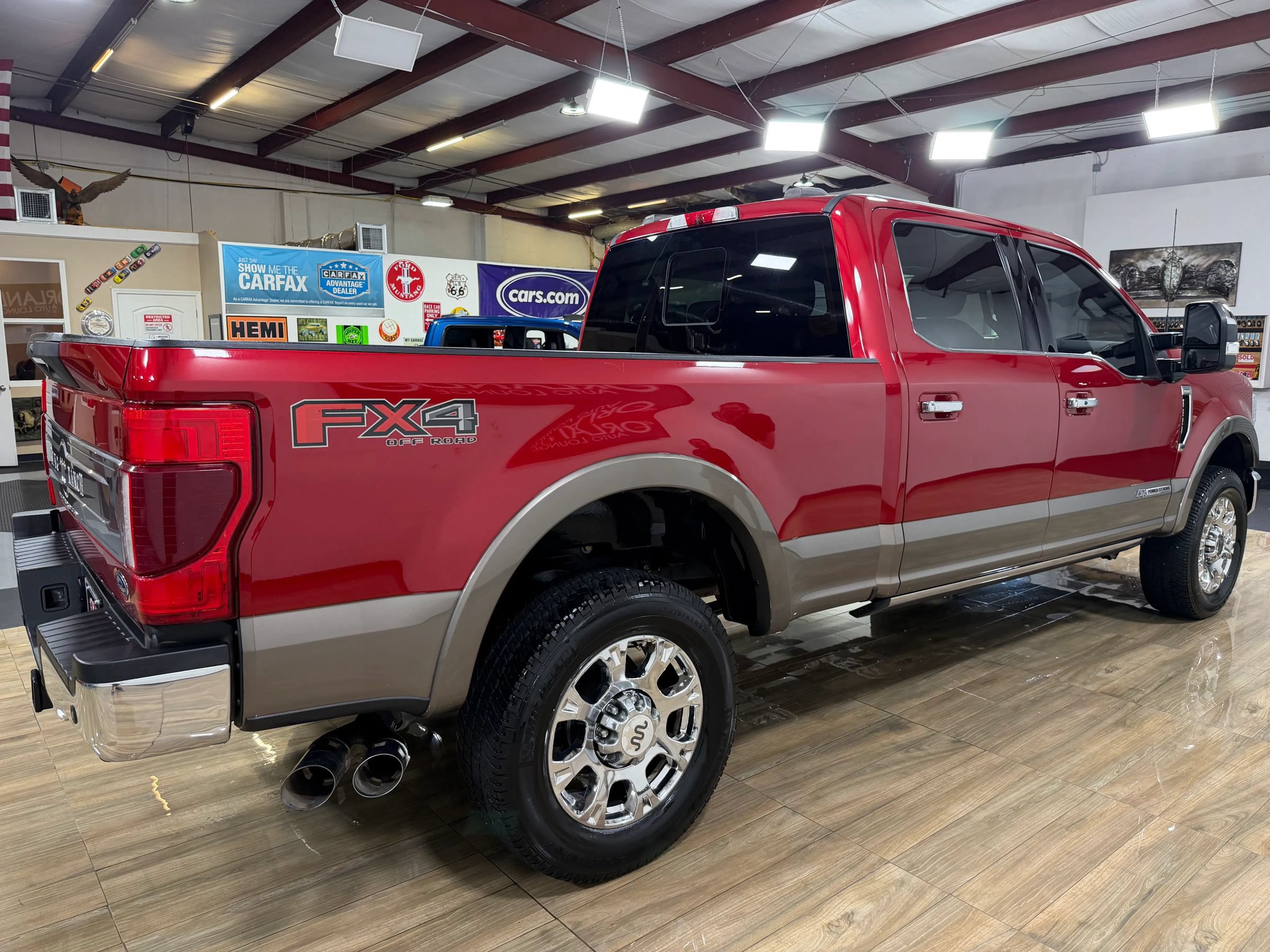 Used 2021 Ford F350 King Ranch w/ King Ranch Ultimate Package AWD/4WD image 6