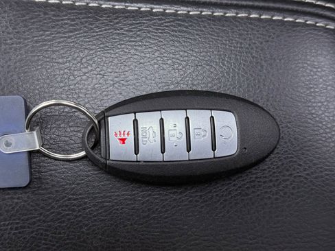 Used 2019 Nissan Maxima Platinum w/ Sport Mat Group FWD image 43