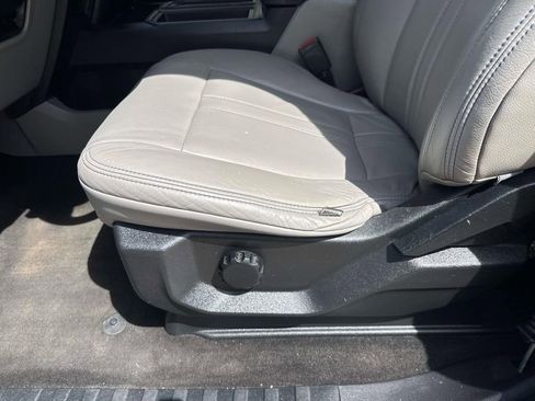 Used 2019 Ford F150 XL w/ Equipment Group 101A Mid RWD image 19
