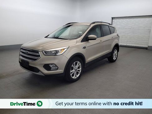 Used 2017 Ford Escape SE w/ Equipment Group 201A AWD/4WD image 1