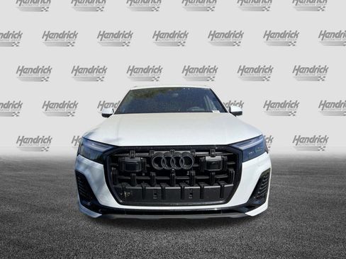 Used 2026 Audi Q7 3.0T Prestige w/ Prestige Package image 3