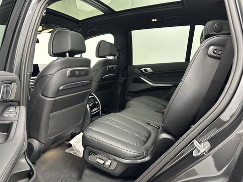 New 2026 BMW X7 xDrive40i w/ Executive Package image 29