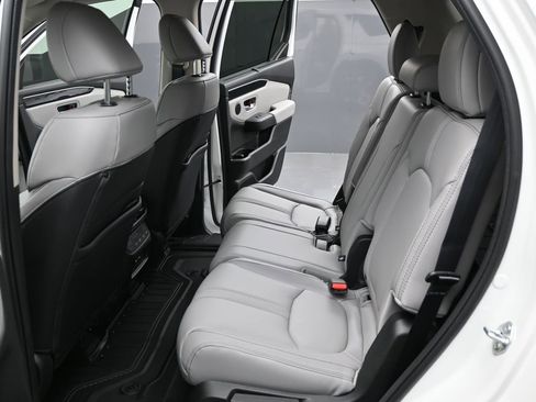 New 2025 Honda Pilot EX-L image 20