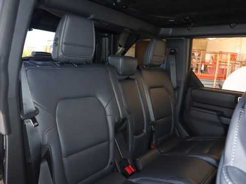 New 2025 Ford Bronco Badlands image 43