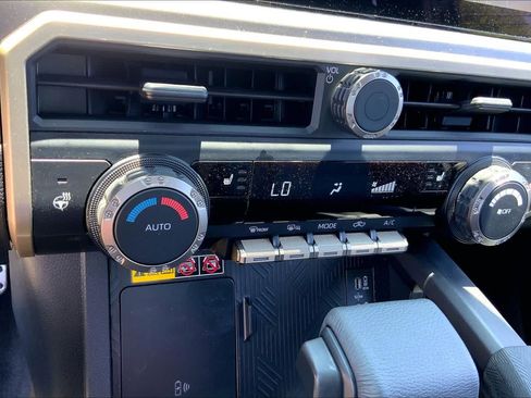 Used 2025 Toyota Tacoma TRD Sport w/ TRD Sport Upgrade Package RWD image 32