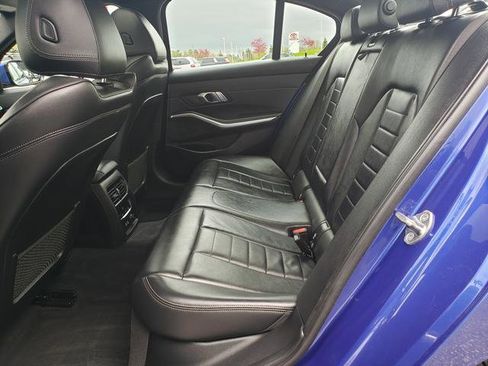 Used 2020 BMW 330i xDrive Sedan w/ M Sport Package AWD/4WD image 12