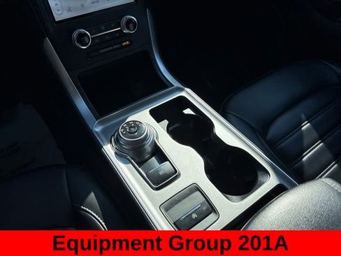 Used 2024 Ford Edge SEL image 19