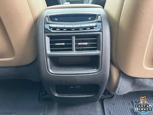 Used 2020 Cadillac XT5 Sportv w/ Platinum Package AWD/4WD image 47