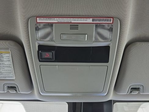 Used 2020 Toyota Tacoma SR5 image 35