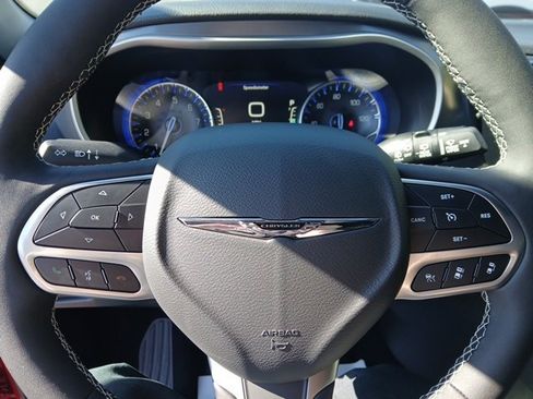 New 2026 Chrysler Pacifica Select image 35