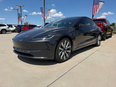 Used 2026 Tesla Model 3 RWD image 2
