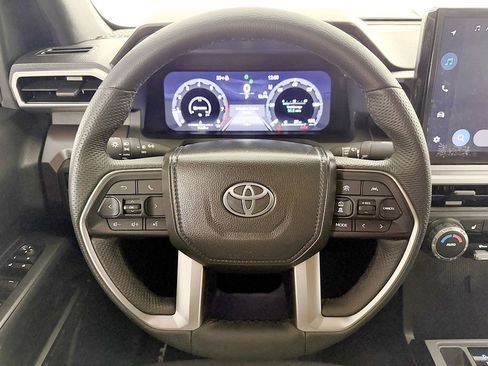 Used 2024 Toyota Tacoma TRD Sport AWD/4WD image 56