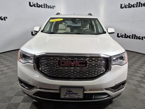 Used 2017 GMC Acadia Denali w/ Technology Package image 2