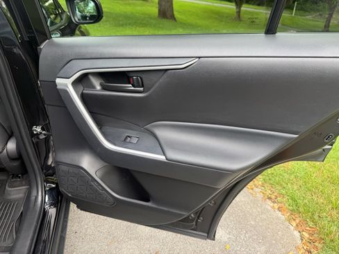 Used 2023 Toyota RAV4 LE FWD image 25