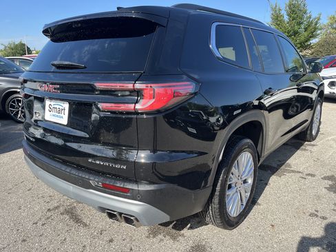Used 2026 GMC Acadia Elevation w/ Elevation Premium Package AWD/4WD image 5