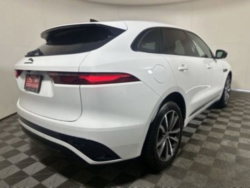 New 2026 Jaguar F-PACE R-Dynamic S image 5