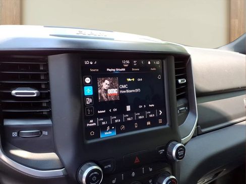 Used 2023 RAM 1500 Big Horn AWD/4WD image 4