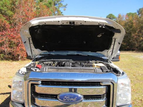Used 2015 Ford F350 Lariat image 51