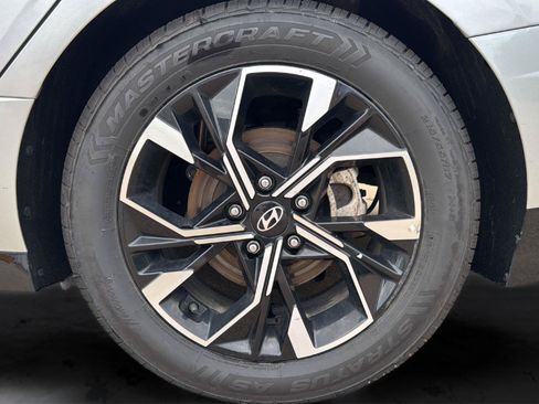 Used 2024 Hyundai Sonata SEL FWD image 25