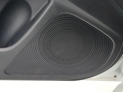 Used 2022 Genesis G70 2.0T image 30