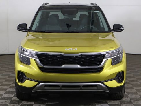 Used 2023 Kia Seltos S w/ Navigation Package AWD/4WD image 11
