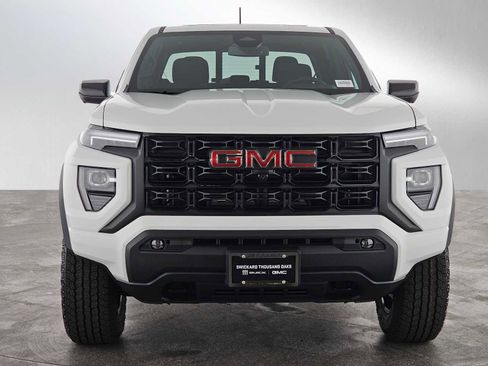 New 2026 GMC Canyon Elevation w/ Convenience Package image 8