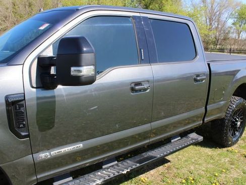 Used 2019 Ford F250 Lariat w/ Lariat Ultimate Package image 12