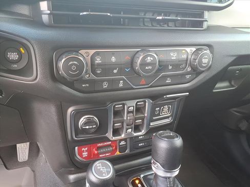 New 2026 Jeep Gladiator Willys image 19