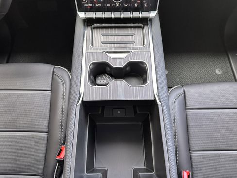 New 2025 GMC Sierra EV Denali image 19