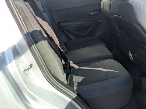 Used 2016 Chevrolet Trax LS FWD image 23