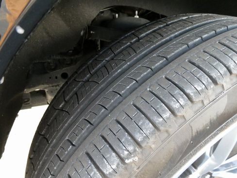 Used 2024 Jeep Wagoneer Series II w/ Premium Group I image 12