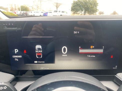 New 2025 Nissan Kicks SR w/ Interior Electronics Package FWD image 18