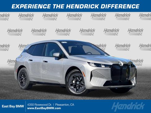 Used 2026 BMW iX xDrive45 AWD/4WD image 1