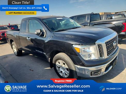 Used 2018 Nissan Titan SV w/ SV Convenience Package RWD image 5